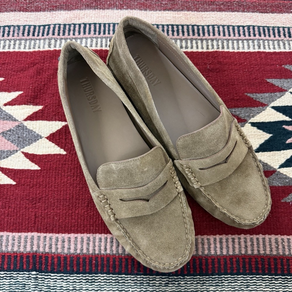 Thursday Boot Company Suede Driving Loafers Women's Size 10 Tan Slip On Preppy